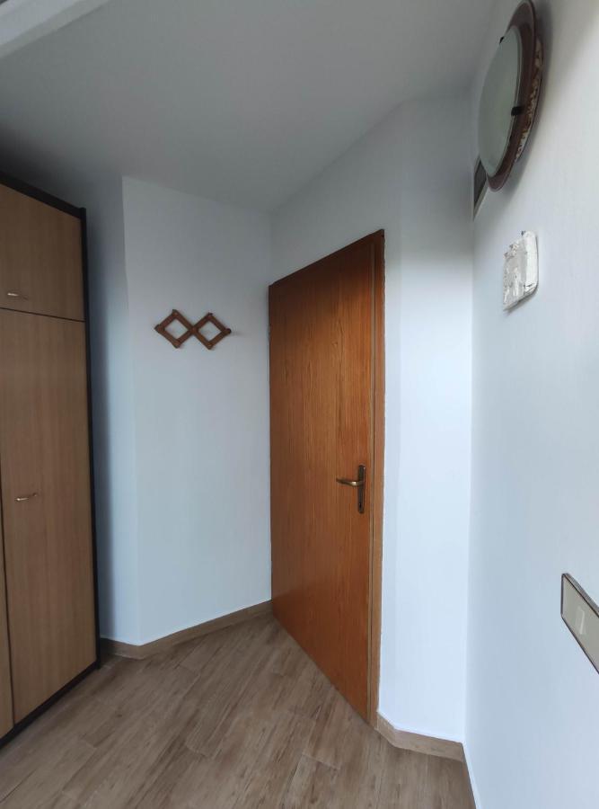 Cute Corner Apartment Копер Екстериор снимка